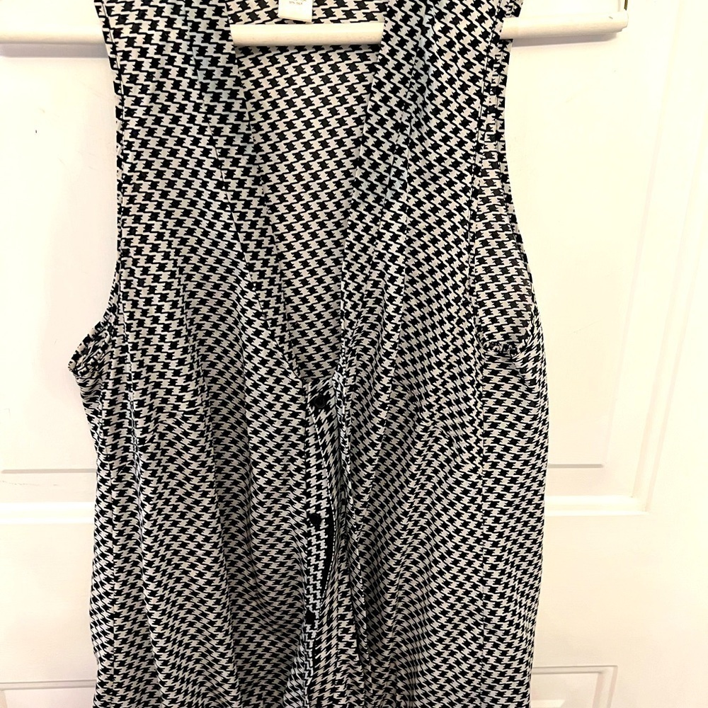 DIESEL Houndstooth Sleeveless Blouse. Size L